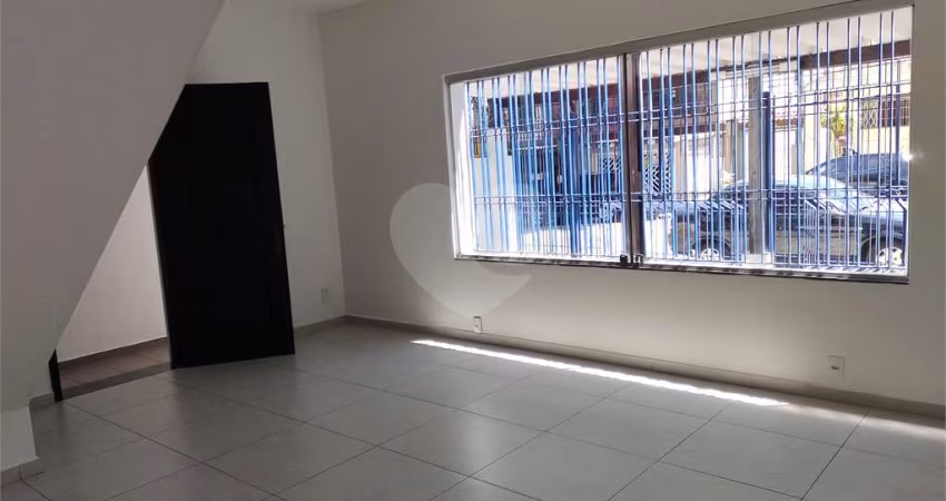 Casa com 3 quartos à venda em Vila Cordeiro - SP