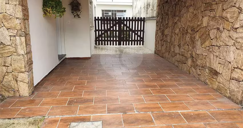 Casa com 3 quartos à venda na Rua Karl Czernick, Santo Amaro, São Paulo