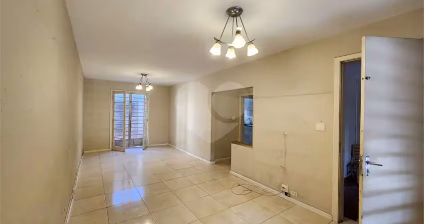Casa com 3 quartos à venda na Avenida Aratãs, Indianópolis, São Paulo