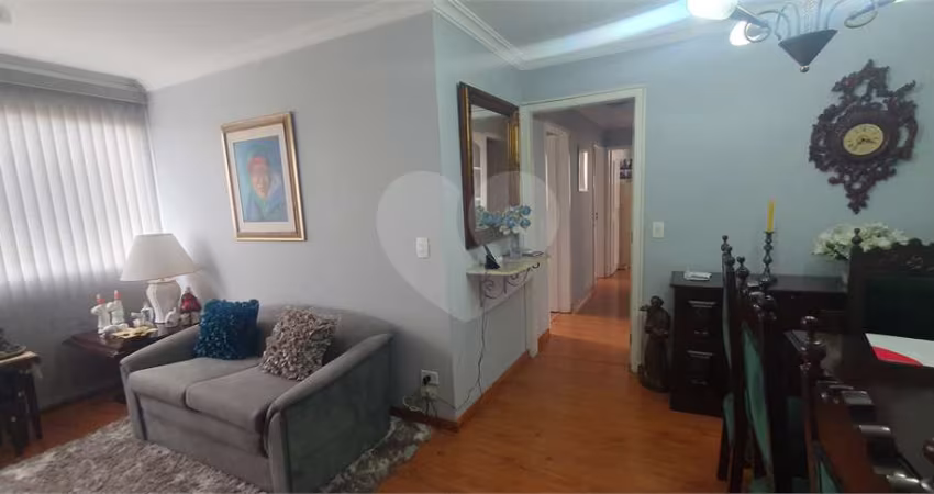 Apartamento com 3 quartos à venda em Vila Uberabinha - SP