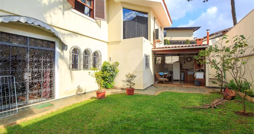 Sobrado com 4 quartos à venda em Vila Nova Caledônia - SP