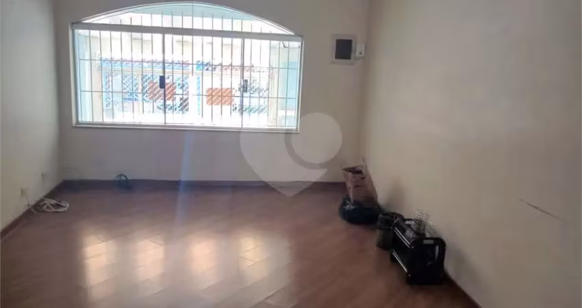 Casa com 2 quartos à venda na Rua Igati, Jardim Marajoara, São Paulo