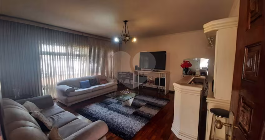 Casa de vila com 3 quartos à venda em Jardim Campo Grande - SP
