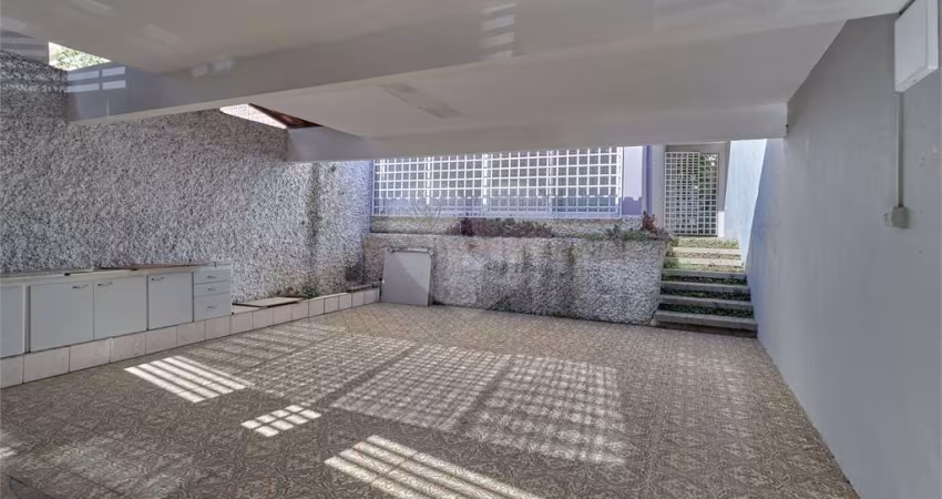 Sobrado com 3 quartos à venda em Chácara Monte Alegre - SP