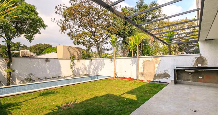 Condomínio com 4 quartos à venda em Jardim Cordeiro - SP