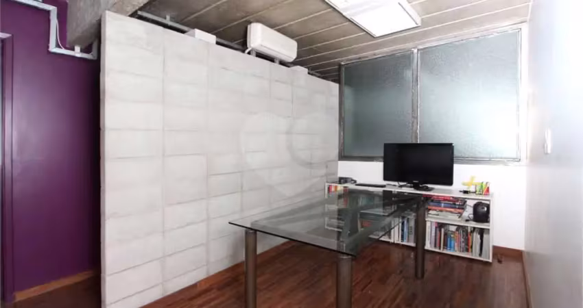 Sala comercial à venda na Rua Juquis, Moema, São Paulo