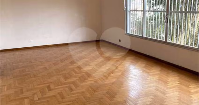 Casa com 3 quartos à venda em Vila Campo Grande - SP