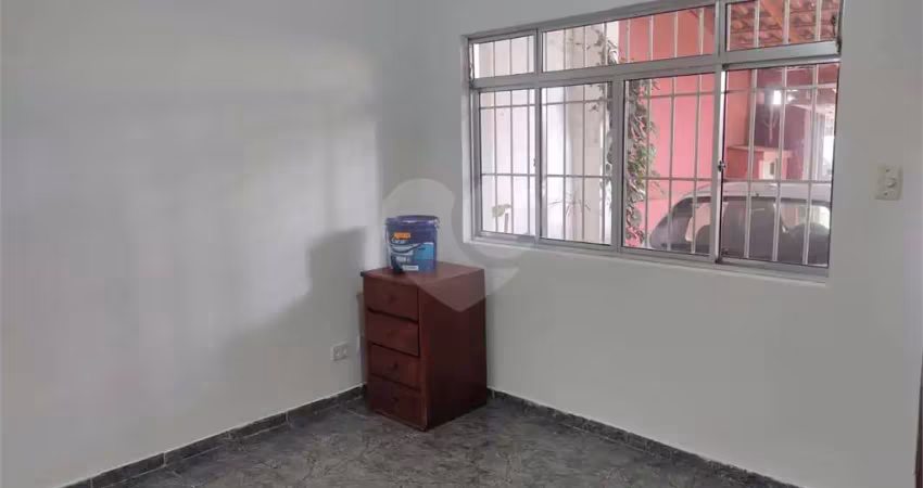 Casa com 2 quartos à venda na Rua Igati, Santo Amaro, São Paulo