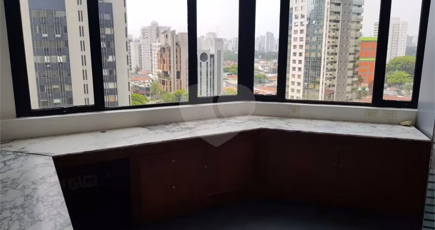 Salas para locação em Cidade Monções - SP