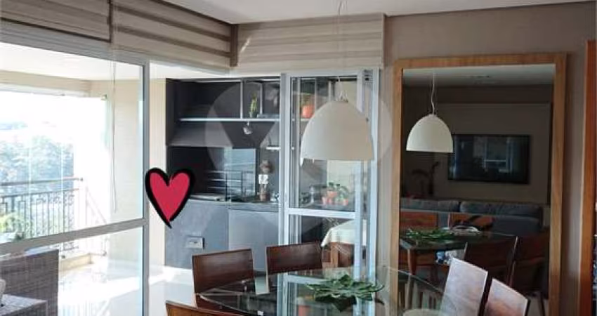 Apartamento com 3 quartos à venda em Jardim Taquaral - SP