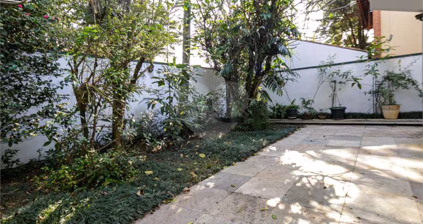 Sobrado com 3 quartos à venda em Granja Julieta - SP