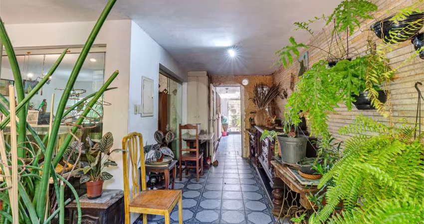 Casa térrea com 3 quartos à venda ou para locação em Brooklin Paulista - SP