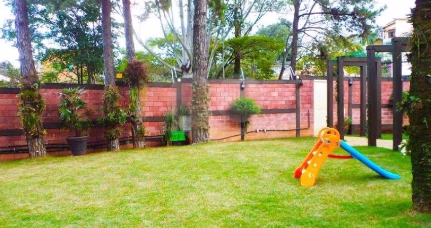 Casa térrea com 4 quartos à venda em Jardim Marajoara - SP