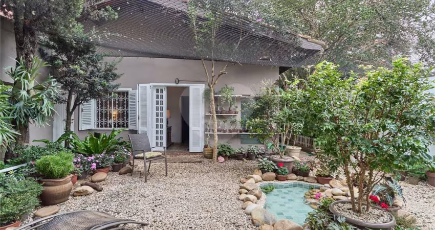 Casa com 4 quartos à venda em Granja Julieta - SP
