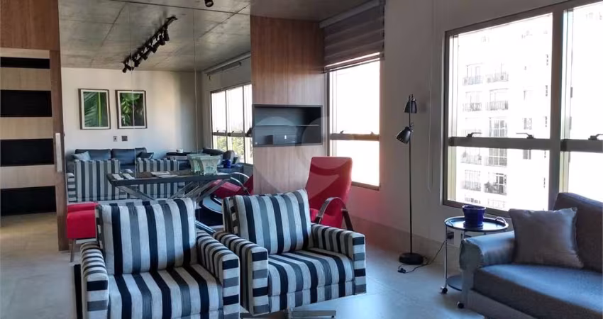 Apartamento com 1 quartos à venda ou para locação em Santo Amaro - SP