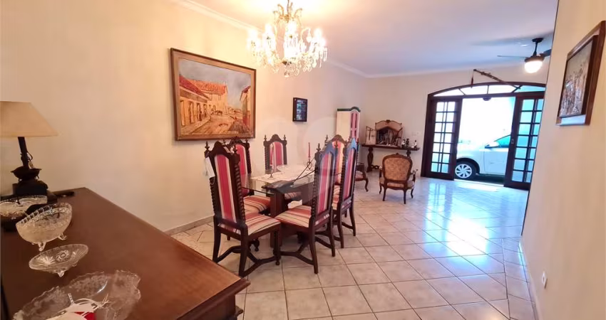 Casa térrea com 4 quartos para locação em Vila São Francisco (zona Sul) - SP