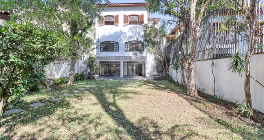 Casa com 4 quartos à venda em Santo Amaro - SP