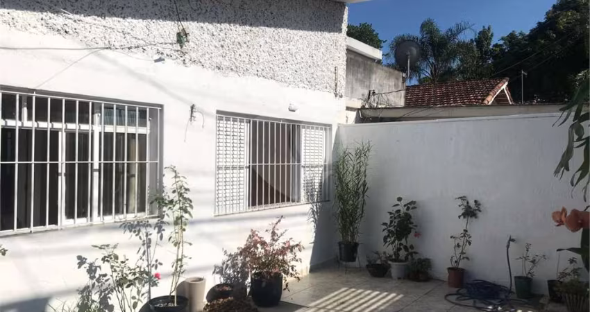 Casa com 2 quartos à venda em Jardim Santa Helena - SP
