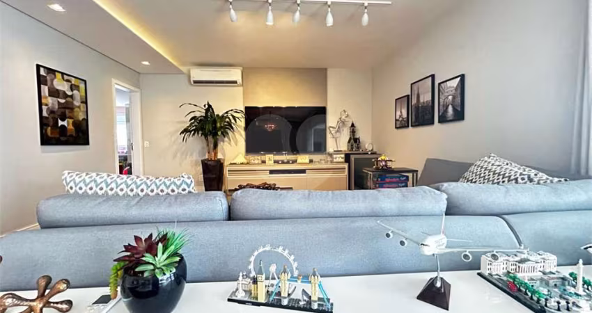 Apartamento com 3 quartos à venda em Vila Cordeiro - SP