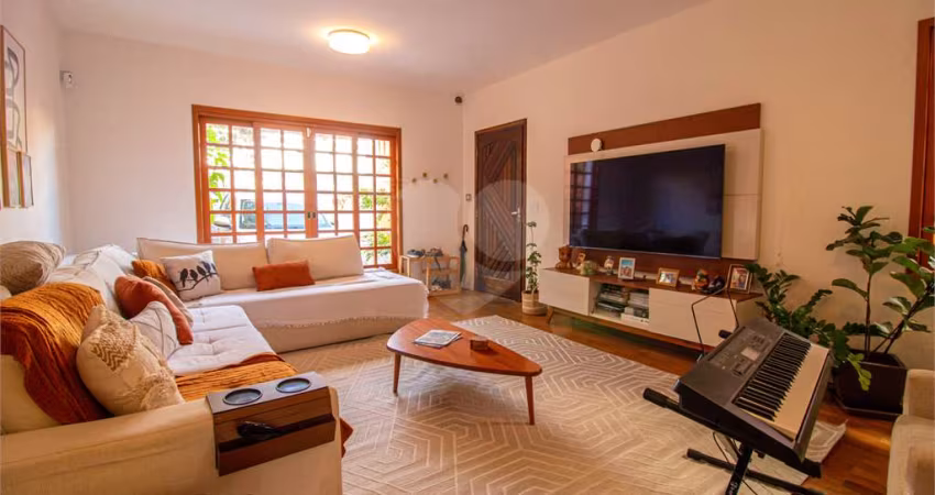 Sobrado com 3 quartos à venda em Jardim Umuarama - SP