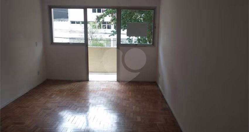 Apartamento com 3 quartos à venda em Real Parque - SP