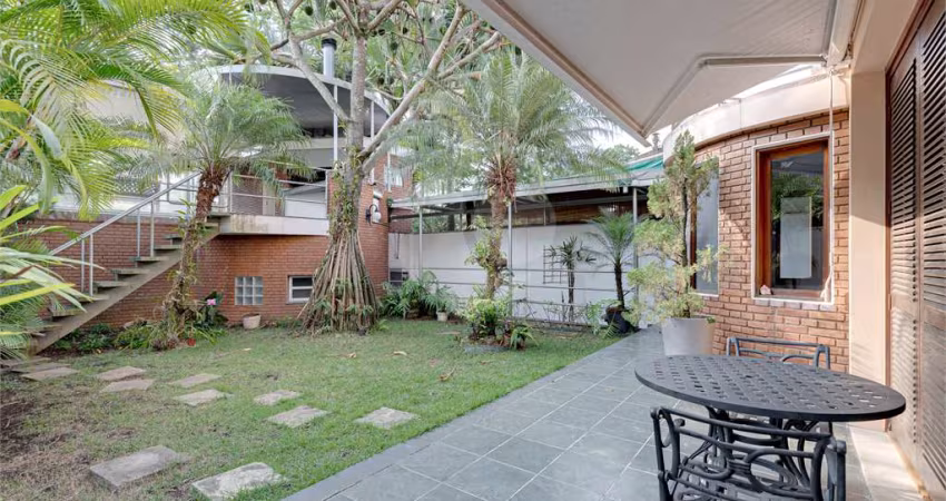 Casa com 4 quartos à venda em Jardim Petrópolis - SP
