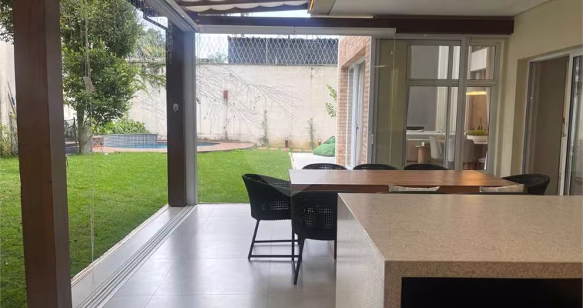 Condomínio com 4 quartos à venda em Santo Amaro - SP