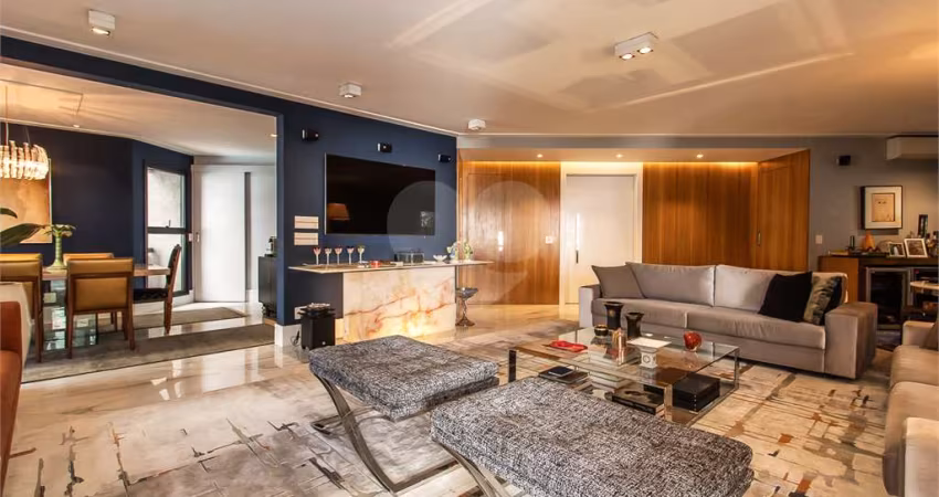 Apartamento com 3 quartos à venda em Cerqueira César - SP
