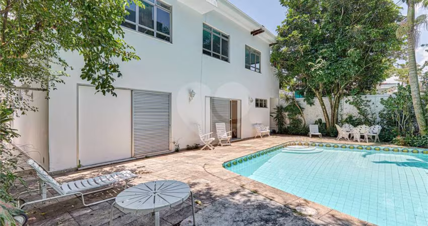 Casa de vila com 4 quartos à venda em Santo Amaro - SP