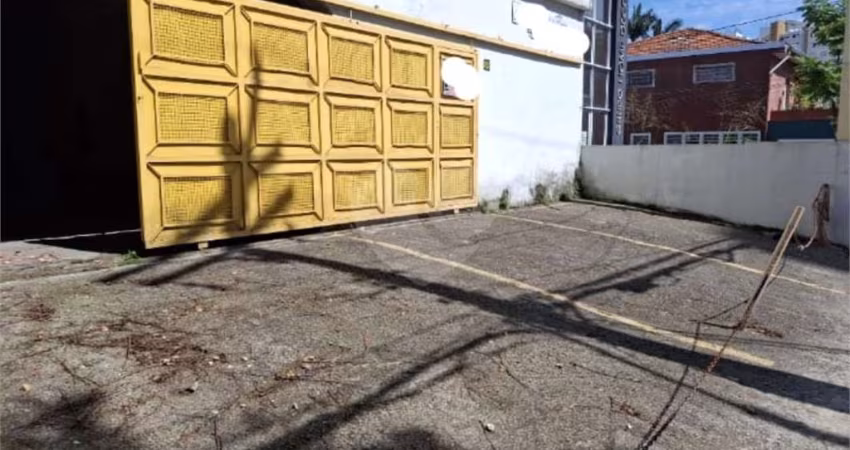Terreno à venda ou para locação em Campo Belo - SP
