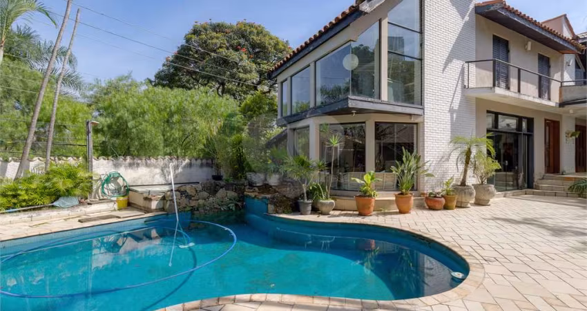 Casa com 3 quartos à venda em Jardim Petrópolis - SP