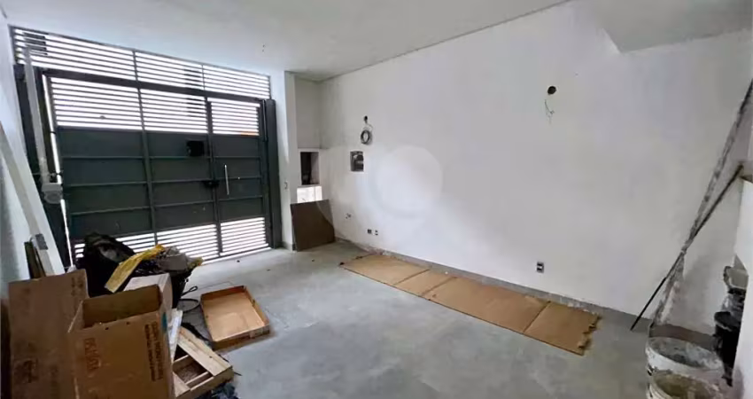 Casa em condomínio fechado com 2 quartos para alugar na Alameda dos Nhambiquaras, Moema, São Paulo