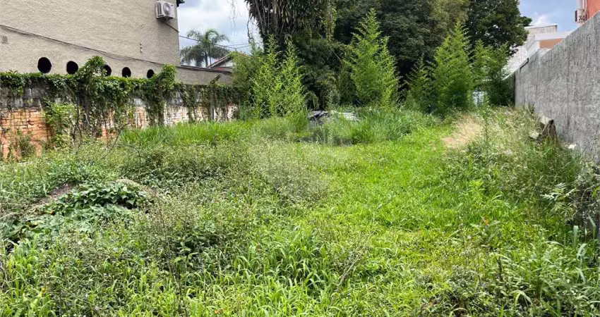 Terreno à venda na Rua Júlio Verne, Jardim Hípico, São Paulo