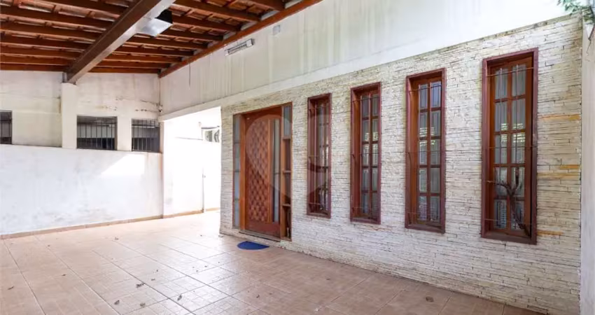 Casa térrea com 2 quartos à venda em Jardim Prudência - SP