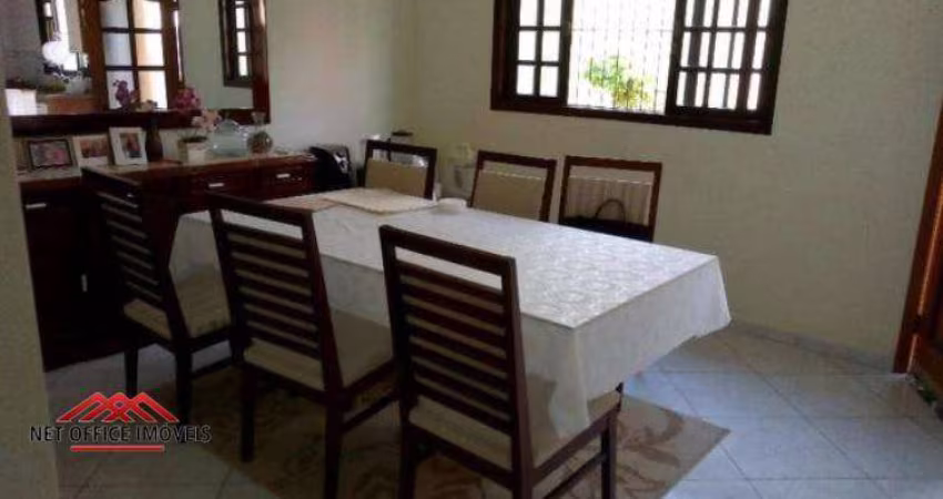 Casa com 3 dormitórios à venda, 220 m² por R$ 930.000,00 - Cidade Morumbi - São José dos Campos/SP