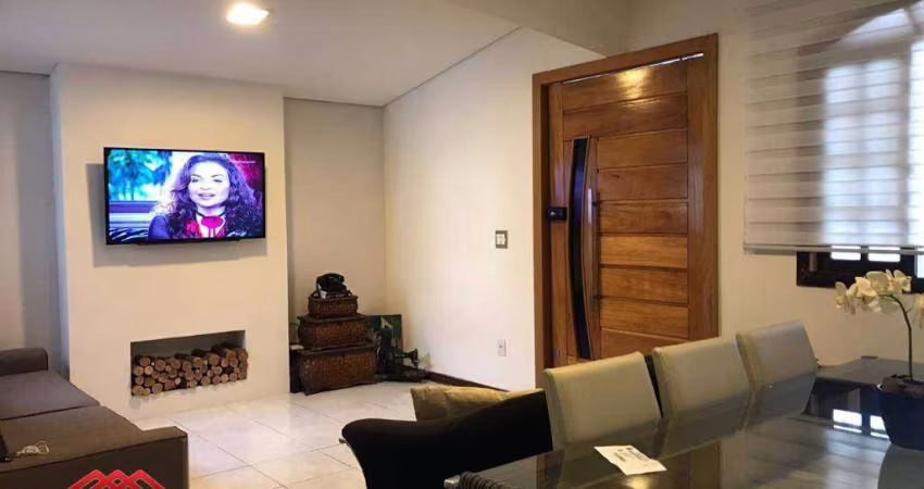 Casa com 3 dormitórios à venda por R$ 700.000,00 - Bosque dos Eucaliptos - São José dos Campos/SP