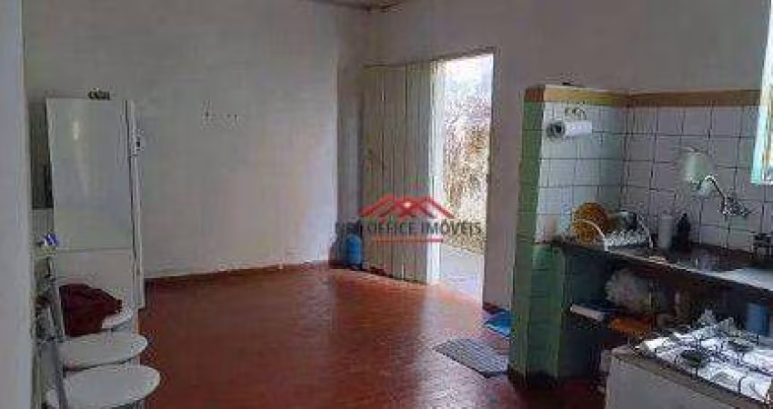 Casa com 3 dormitórios à venda, 200 m² por R$ 800.000,00 - Centro - São José dos Campos/SP