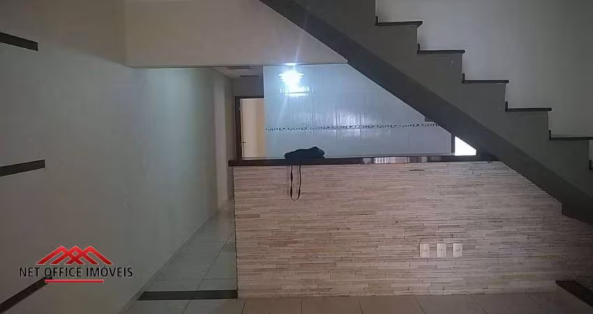 Sobrado com 3 dormitórios à venda por R$ 460.000,00 - Residencial Altos Do Bosque - São José dos Campos/SP