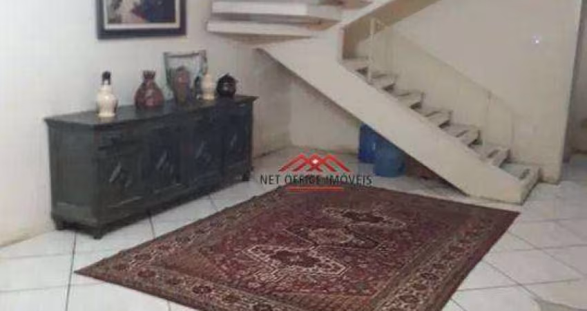 Casa com 4 dormitórios à venda, 228 m² por R$ 590.000 - Centro - São José dos Campos/SP