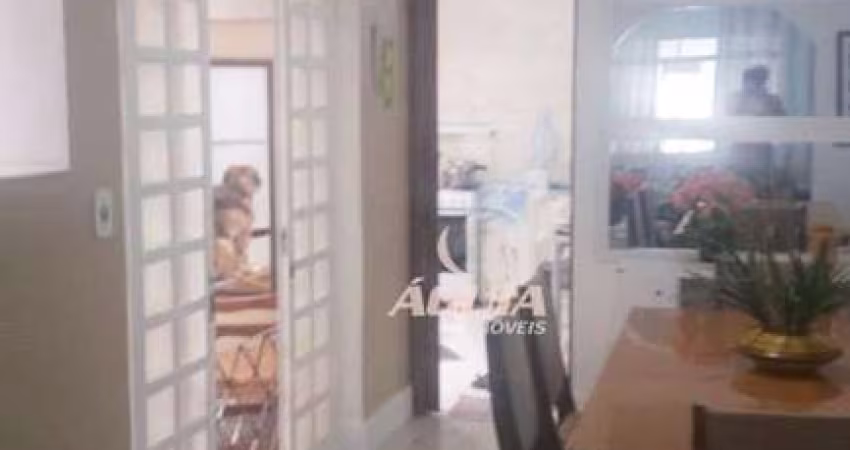 Casa com 2 dormitórios à venda, 157 m² por R$ 585.000,00 - Parque Jaçatuba - Santo André/SP