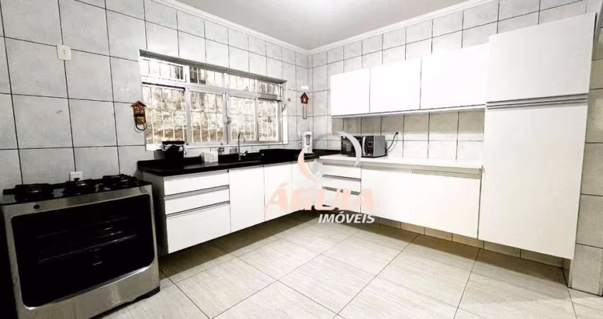 Sobrado com 4 dormitórios à venda, 221 m² por R$ 900.000,00 - Vila Curuçá - Santo André/SP