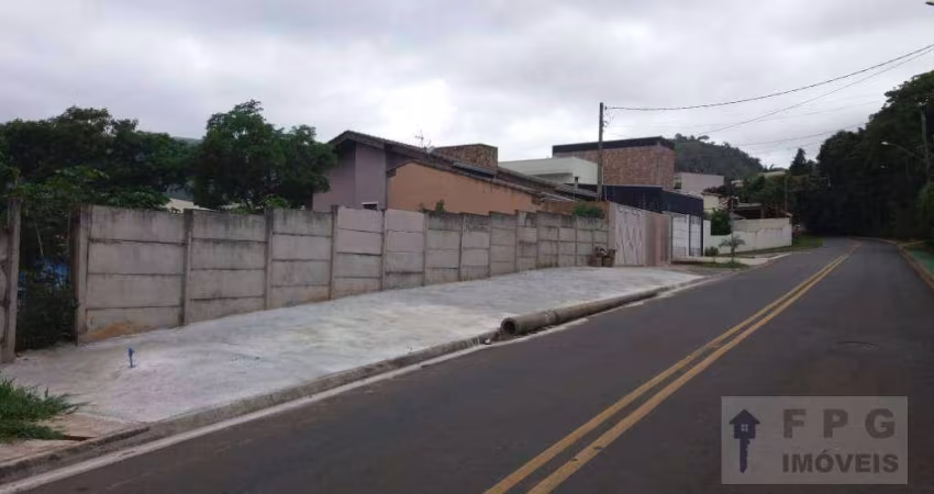 Terreno no Jardim Paulista em Atibaia - SP com 283m2 . Leve declive, excelente localização. Venha Conferir !