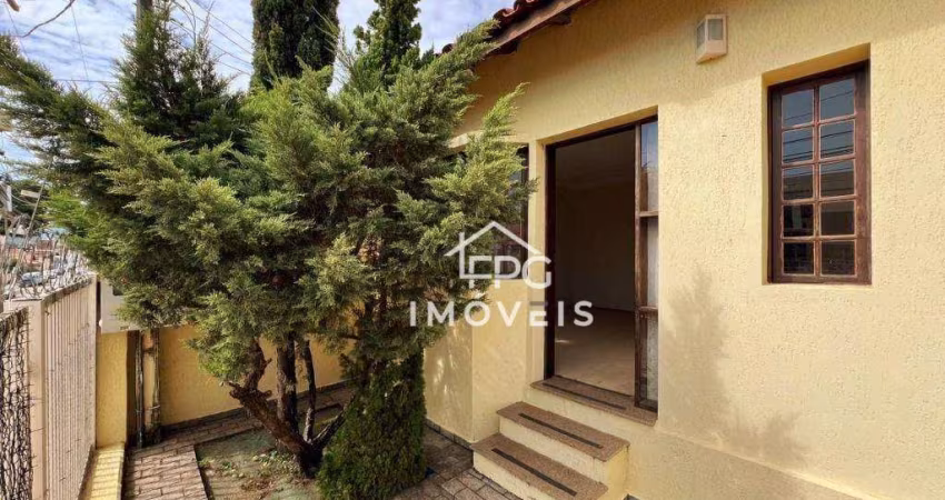 Linda casa com 2 suítes p/ locação - Atibaia Jardim - Atibaia/SP