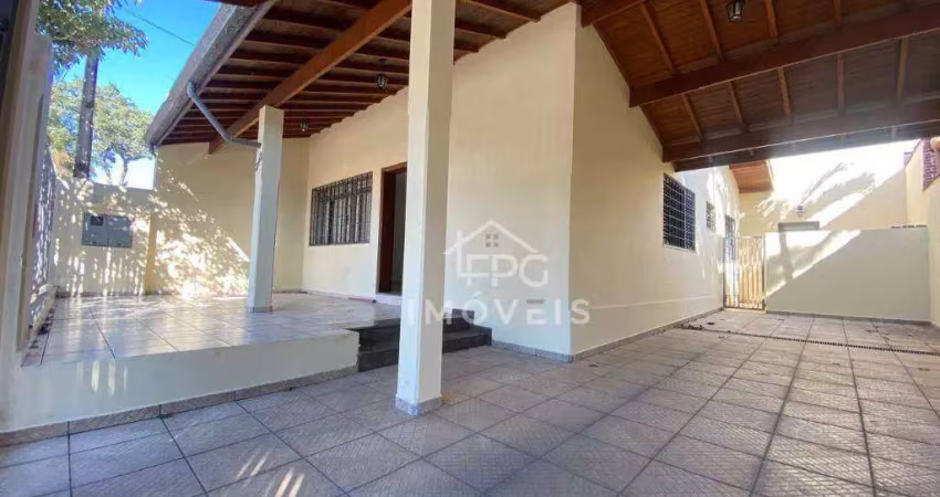 Casa com 3 quartos à venda na Rua Pompeu Vairo, Vila Thais, Atibaia