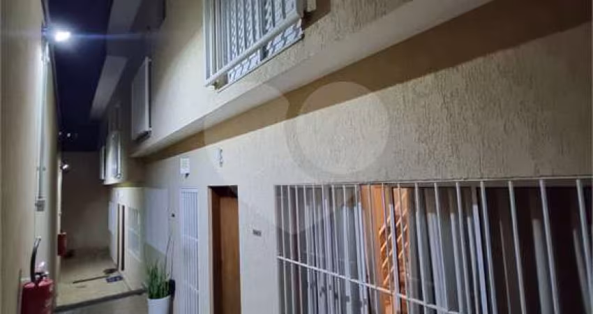 Casa de vila com 2 quartos à venda em Itaquera - SP