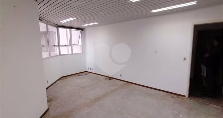 Salas à venda ou para locação em Centro - SP