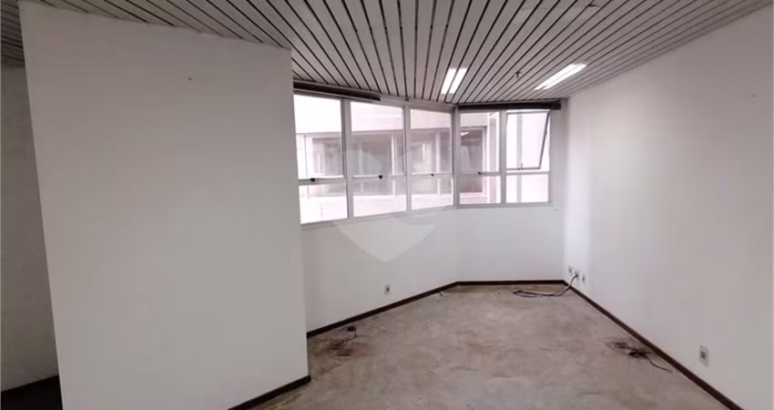 Salas à venda ou para locação em Centro - SP