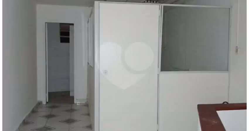 Sala comercial para alugar na Rua Barão de Itapetininga, Centro, São Paulo
