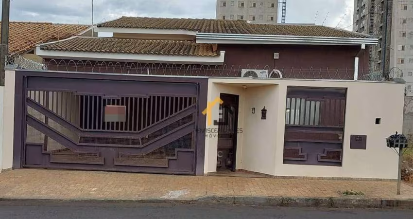 Casa com 3 dormitórios à venda, 173 m² por R$ 550.000,00 - Parque Juriti - São José do Rio Preto/SP