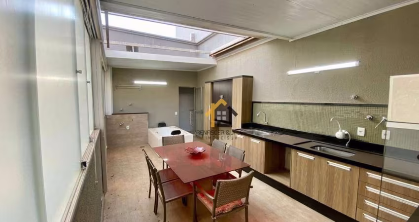 Apartamento Duplex com 3 dormitórios à venda, 163 m² por R$ 690.000,00 - Vila Imperial - São José do Rio Preto/SP